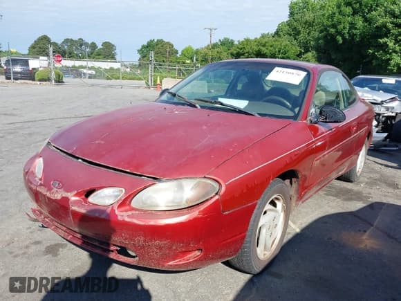 ✅ 1999 Ford Escort Cool • VIN: 3FAKP1130XR106046 • Lot: 42150870. Listed on IAAI with 284,643 mi. Free auction sales archive from the USA and detailed vehicle history report at DreamBid. Image 2.