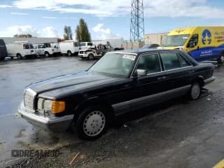 ✅ 1987 Mercedes-Benz 560 • VIN: WDBCA39D4HA360359 • Лот: 80772324. Опубликован ранее на Copart с пробегом 203 669 миль. Бесплатный доступ к архиву аукционных продаж из США и подробный отчёт об истории автомобиля на DreamBid. Изображение 1.