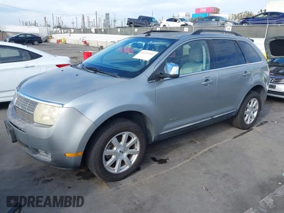 ✅ 2007 Lincoln MKX • VIN: 2LMDU68C37BJ30872 • Lot: 43271206. Listed on IAAI with 96,682 mi. Free auction sales archive from the USA and detailed vehicle history report at DreamBid. Image 2.