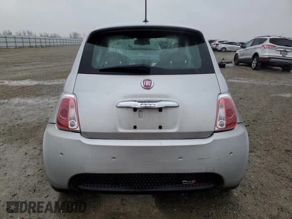 ✅ 2014 FIAT 500e • VIN: 3C3CFFGE0ET266858 • Lot: 43244475. Listed on Copart with 33,580 mi. Free auction sales archive from the USA and detailed vehicle history report at DreamBid. Image 6.
