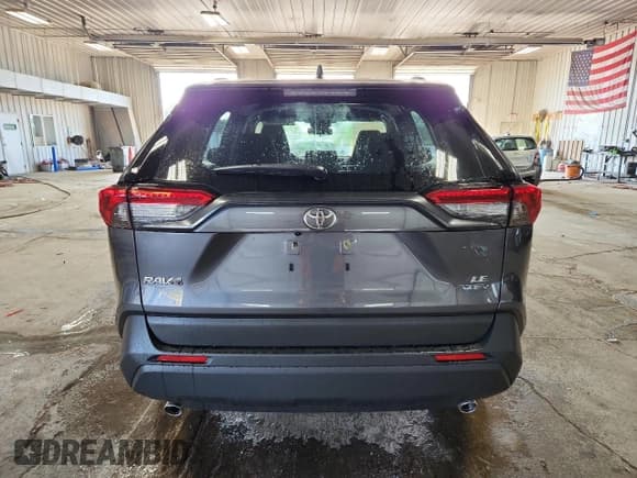 ✅ 2025 Toyota RAV4 Hybrid LE • VIN: JTMMWRFV0SD304643 • Lot: 71045405. Wystawiony na Copart z przebiegiem 5 673 mil. Bezpłatny archiwum sprzedaży aukcyjnych z USA i szczegółowy raport historii pojazdu na DreamBid. Zdjęcie 6.