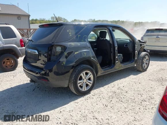 ✅ 2015 Chevrolet Equinox LT • VIN: 2GNFLFEK3F6167992 • Lot: 43271945. Wystawiony na IAAI z przebiegiem 146 751 mil. Bezpłatny archiwum sprzedaży aukcyjnych z USA i szczegółowy raport historii pojazdu na DreamBid. Zdjęcie 4.