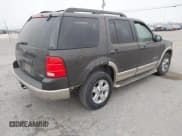 ✅ 2005 Ford Explorer Eddie Bauer • VIN: 1FMDU64K15ZA24990 • Лот: 41551385. Опубликован ранее на IAAI с пробегом 162 368 миль. Бесплатный доступ к архиву аукционных продаж из США и подробный отчёт об истории автомобиля на DreamBid. Изображение 4.