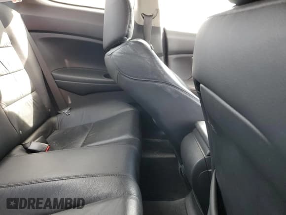 ✅ 2011 Honda Accord EX-L • VIN: 1HGCS2B86BA001237 • Лот: 86118565. Опубликован ранее на Copart с пробегом 128 552 миль. Бесплатный доступ к архиву аукционных продаж из США и подробный отчёт об истории автомобиля на DreamBid. Изображение 10.