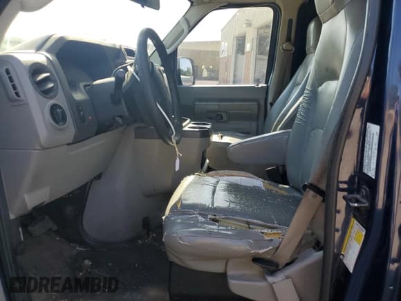 ✅ 2011 Ford Econoline Cargo Commercial • VIN: 1FTSE3EL6BDA84416 • Lot: 61382375. Listed on Copart with 270,732 mi. Free auction sales archive from the USA and detailed vehicle history report at DreamBid. Image 7.