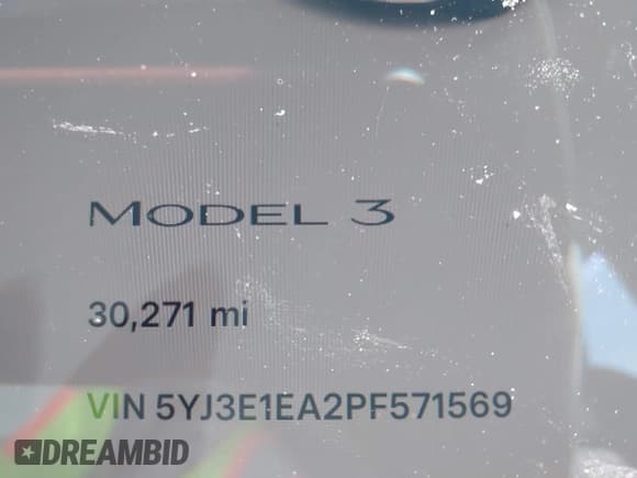 ✅ 2023 Tesla Model 3 • VIN: 5YJ3E1EA2PF571569 • Lot: 42288715. Wystawiony na IAAI z przebiegiem 30 271 mil. Bezpłatny archiwum sprzedaży aukcyjnych z USA i szczegółowy raport historii pojazdu na DreamBid. Zdjęcie 15.