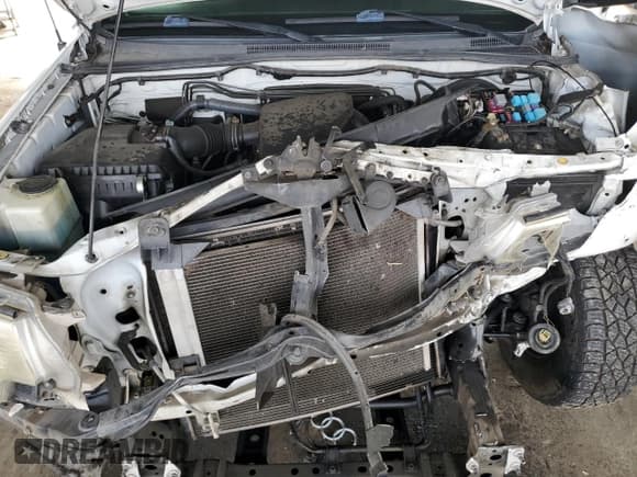 ✅ 2012 Toyota Tacoma • VIN: 5TFJX4CN6CX013961 • Lot: 80145835. Listed on Copart with 253,645 mi. Free auction sales archive from the USA and detailed vehicle history report at DreamBid. Image 11.