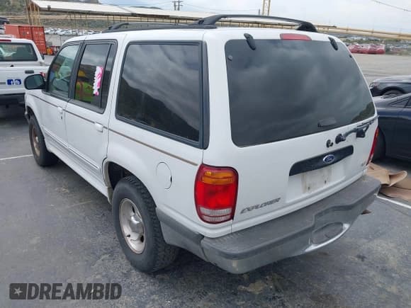 ✅ 1998 Ford Explorer XL • VIN: 1FMZU32E6WZB42875 • Лот: 41904223. Опубликован ранее на IAAI с пробегом 265 981 миль. Бесплатный доступ к архиву аукционных продаж из США и подробный отчёт об истории автомобиля на DreamBid. Изображение 3.