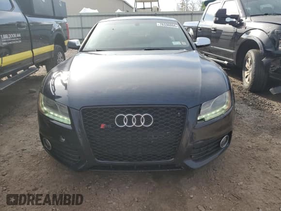✅ 2011 Audi S5 Prestige • VIN: WAUVVAFR6BA047949 • Lot: 76336094. Listed on Copart with 96,950 mi. Free auction sales archive from the USA and detailed vehicle history report at DreamBid. Image 5.