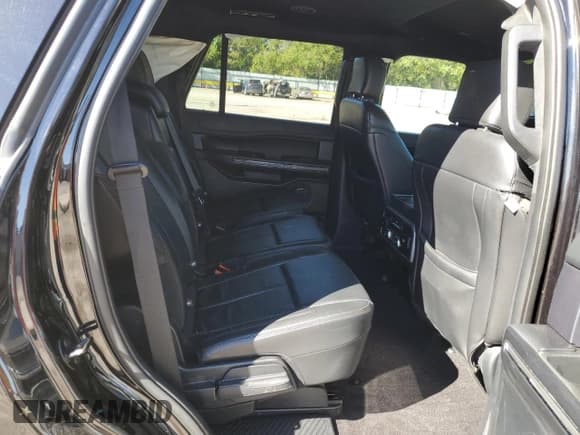 ✅ 2020 Ford Expedition XLT • VIN: 1FMJU1JT3LEA43743 • Лот: 89546175. Опубликован ранее на Copart с пробегом 104 683 миль. Бесплатный доступ к архиву аукционных продаж из США и подробный отчёт об истории автомобиля на DreamBid. Изображение 11.