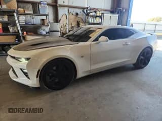 ✅ 2018 Chevrolet Camaro 1SS • VIN: 1G1FE1R72J0182134 • Лот: 69806235. Опубликован ранее на Copart с пробегом 34 279 миль. Бесплатный доступ к архиву аукционных продаж из США и подробный отчёт об истории автомобиля на DreamBid. Изображение 1.