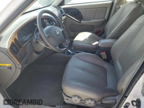 ✅ 2006 Hyundai Elantra GLS • VIN: KMHDN46D96U284567 • Lot: 52547685. Wystawiony na Copart z przebiegiem 139 609 mil. Bezpłatny archiwum sprzedaży aukcyjnych z USA i szczegółowy raport historii pojazdu na DreamBid. Zdjęcie 7.