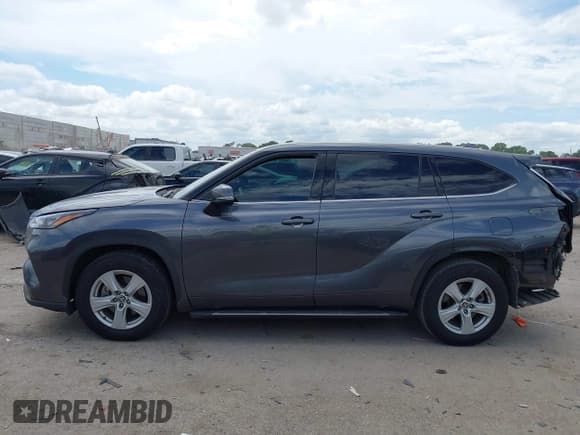 ✅ 2020 Toyota Highlander LE • VIN: 5TDZZRAH2LS019205 • Лот: 42675092. Опубликован ранее на IAAI с пробегом 78 328 миль. Бесплатный доступ к архиву аукционных продаж из США и подробный отчёт об истории автомобиля на DreamBid. Изображение 15.