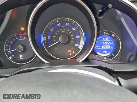 ✅ 2015 Honda Fit EX-L • VIN: 3HGGK5H84FM736589 • Lot: 95036515. Listed on Copart with 174,982 mi. Free auction sales archive from the USA and detailed vehicle history report at DreamBid. Image 9.