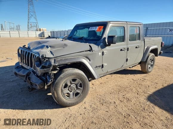 ✅ 2021 Jeep Gladiator Sport S • VIN: 1C6HJTAG6ML526271 • Lot: 90624735. Listed on Copart with 45,251 mi. Free auction sales archive from the USA and detailed vehicle history report at DreamBid. Image 1.