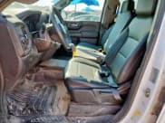 ✅ 2019 Chevrolet Silverado 1500 Work Truck • VIN: 1GCPWAEH2KZ376151 • Лот: 71104645. Опубликован ранее на Copart с пробегом 190 766 миль. Бесплатный доступ к архиву аукционных продаж из США и подробный отчёт об истории автомобиля на DreamBid. Изображение 7.