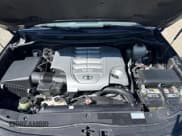 ✅ 2013 Toyota Land Cruiser • VIN: JTMHY7AJ2D4011527 • Lot: 81265935. Wystawiony na Copart z przebiegiem 147 159 mil. Bezpłatny archiwum sprzedaży aukcyjnych z USA i szczegółowy raport historii pojazdu na DreamBid. Zdjęcie 7.