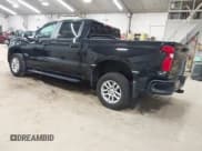 ✅ 2024 Chevrolet Silverado 1500 RST • VIN: 2GCUDEED0R1240567 • Lot: 43515440. Wystawiony na IAAI z przebiegiem 20 006 mil. Bezpłatny archiwum sprzedaży aukcyjnych z USA i szczegółowy raport historii pojazdu na DreamBid. Zdjęcie 3.