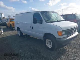 ✅ 2007 Ford Econoline Cargo Commercial • VIN: 1FTNE24W97DA99597 • Lot: 41700355. Wystawiony na IAAI z przebiegiem 324 085 mil. Bezpłatny archiwum sprzedaży aukcyjnych z USA i szczegółowy raport historii pojazdu na DreamBid. Zdjęcie 1.