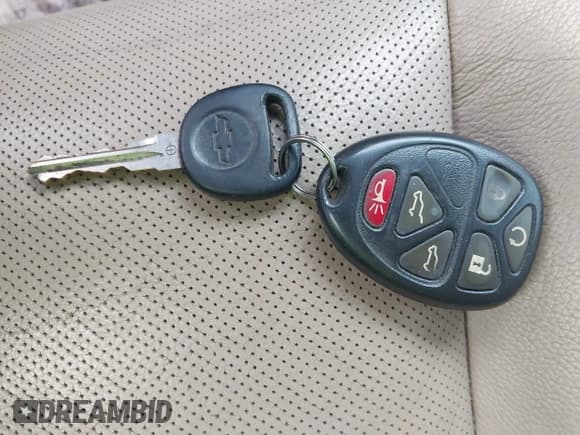 ✅ 2012 Chevrolet Suburban LTZ • VIN: 1GNSKKE75CR218043 • Lot: 42118487. Listed on IAAI with 177,094 mi. Free auction sales archive from the USA and detailed vehicle history report at DreamBid. Image 11.