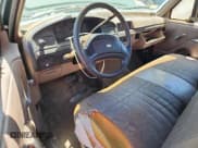 ✅ 1992 Ford F-150 • VIN: 2FTEF15Y5NCA98368 • Lot: 61924965. Listed on Copart with 196,246 mi. Free auction sales archive from the USA and detailed vehicle history report at DreamBid. Image 8.