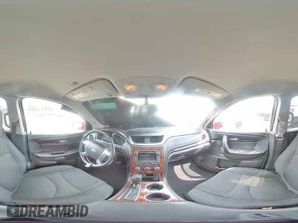 ✅ 2013 Chevrolet Traverse LT • VIN: 1GNKRGKD0DJ169692 • Lot: 72204754. Wystawiony na Copart z przebiegiem 88 481 mil. Bezpłatny archiwum sprzedaży aukcyjnych z USA i szczegółowy raport historii pojazdu na DreamBid. Zdjęcie 14.