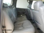 ✅ 2005 Chevrolet Suburban LS • VIN: 3GNFK16Z75G122039 • Lot: 67539005. Listed on Copart with 432,273 mi. Free auction sales archive from the USA and detailed vehicle history report at DreamBid. Image 11.