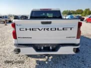 ✅ 2023 Chevrolet Silverado 1500 Custom • VIN: 1GCPABEK0PZ139861 • Lot: 71913635. Wystawiony na Copart z przebiegiem 43 641 mil. Bezpłatny archiwum sprzedaży aukcyjnych z USA i szczegółowy raport historii pojazdu na DreamBid. Zdjęcie 6.