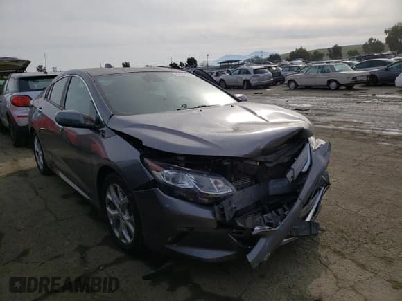 ✅ 2018 Chevrolet Volt Premier • VIN: 1G1RD6S55JU135369 • Lot: 42527034. Wystawiony na Copart z przebiegiem 65 479 mil. Bezpłatny archiwum sprzedaży aukcyjnych z USA i szczegółowy raport historii pojazdu na DreamBid. Zdjęcie 4.
