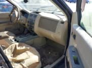 ✅ 2008 Ford Escape XLT • VIN: 1FMCU03Z88KB33872 • Lot: 43452752. Listed on IAAI with 254,126 mi. Free auction sales archive from the USA and detailed vehicle history report at DreamBid. Image 5.