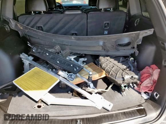 ✅ 2025 Jeep Grand Cherokee Limited • VIN: 1C4RJGBG8SC284339 • Лот: 80670585. Опубликован ранее на Copart с пробегом 16 353 миль. Бесплатный доступ к архиву аукционных продаж из США и подробный отчёт об истории автомобиля на DreamBid. Изображение 12.