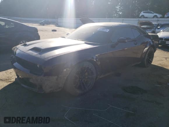 ✅ 2022 Dodge Challenger SRT Hellcat Redeye Widebody • VIN: 2C3CDZL97NH102788 • Lot: 44738075. Wystawiony na Copart z przebiegiem 2 889 mil. Bezpłatny archiwum sprzedaży aukcyjnych z USA i szczegółowy raport historii pojazdu na DreamBid. Zdjęcie 1.