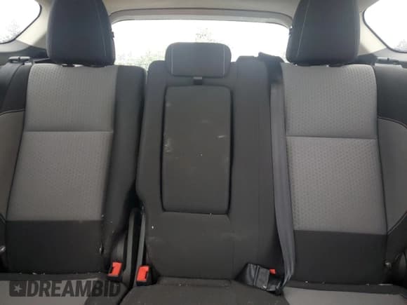 ✅ 2019 Ford Escape SE • VIN: 1FMCU9GDXKUA48739 • Lot: 67376565. Wystawiony na Copart z przebiegiem 58 059 mil. Bezpłatny archiwum sprzedaży aukcyjnych z USA i szczegółowy raport historii pojazdu na DreamBid. Zdjęcie 10.