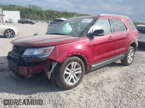 ✅ 2018 Ford Explorer XLT • VIN: 1FM5K8D85JGB40600 • Лот: 43372906. Опубликован ранее на IAAI с пробегом 119 341 миль. Бесплатный доступ к архиву аукционных продаж из США и подробный отчёт об истории автомобиля на DreamBid. Изображение 21.