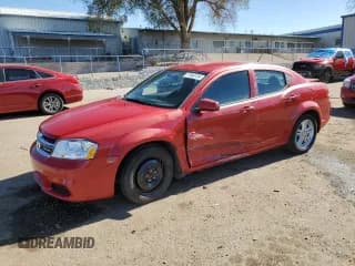 ✅ 2012 Dodge Avenger SXT • VIN: 1C3CDZCB2CN150674 • Лот: 77640134. Опубликован ранее на Copart с пробегом 117 218 миль. Бесплатный доступ к архиву аукционных продаж из США и подробный отчёт об истории автомобиля на DreamBid. Изображение 1.