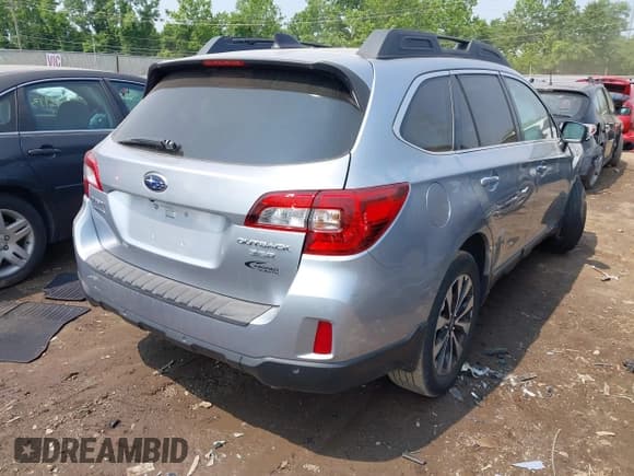 ✅ 2017 Subaru Outback Limited • VIN: 4S4BSENC6H3345123 • Лот: 42403091. Опубликован ранее на IAAI с пробегом 44 981 миль. Бесплатный доступ к архиву аукционных продаж из США и подробный отчёт об истории автомобиля на DreamBid. Изображение 4.