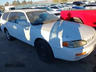 ✅ 1995 Toyota Camry LE • VIN: 4T1GK12W2SU102617 • Lot: 43869823. Wystawiony na IAAI z przebiegiem 287 823 mil. Bezpłatny archiwum sprzedaży aukcyjnych z USA i szczegółowy raport historii pojazdu na DreamBid. Zdjęcie 1.