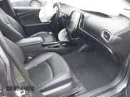 ✅ 2020 Toyota Prius Limited • VIN: JTDKARFP7L3163312 • Lot: 43738073. Wystawiony na IAAI z przebiegiem 215 050 mil. Bezpłatny archiwum sprzedaży aukcyjnych z USA i szczegółowy raport historii pojazdu na DreamBid. Zdjęcie 5.