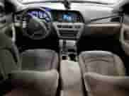 2015 Hyundai Sonata SE с VIN 5NPE24AF4FH230419, выставлен на аукционе Copart как лот 60960795 с пробегом 152 979 миль миль и Списание • Salvage title. История ставок и продаж доступна на DreamBid. Изображение 8.