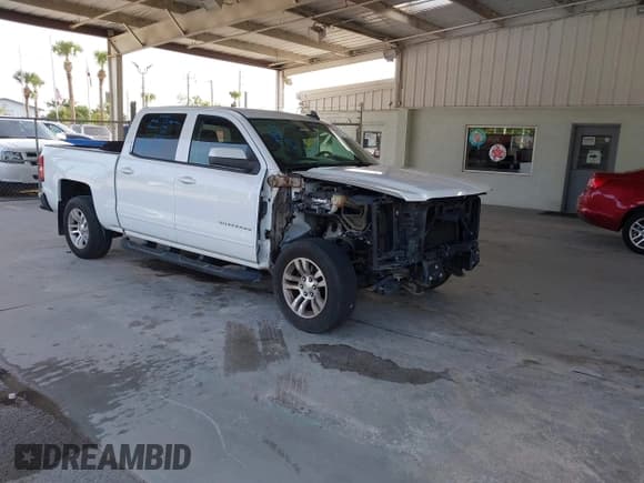 ✅ 2015 Chevrolet Silverado 1500 LT • VIN: 3GCPCREC1FG474444 • Lot: 43104528. Wystawiony na IAAI z przebiegiem 93 697 mil. Bezpłatny archiwum sprzedaży aukcyjnych z USA i szczegółowy raport historii pojazdu na DreamBid. Zdjęcie 1.