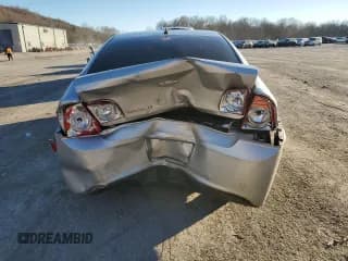 ✅ 2011 Chevrolet Malibu 1LT • VIN: 1G1ZC5E12BF356309 • Lot: 80545014. Listed on Copart with 176,439 mi. Free auction sales archive from the USA and detailed vehicle history report at DreamBid. Image 6.