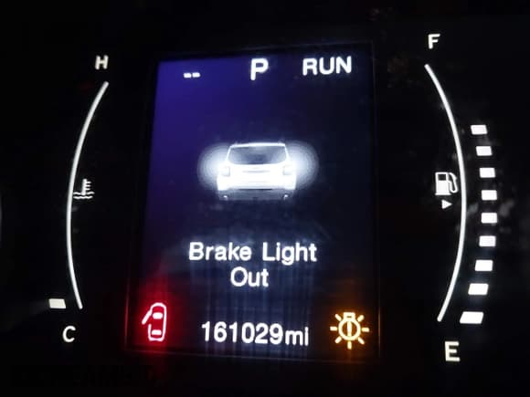 ✅ 2015 Jeep Renegade Latitude • VIN: ZACCJBBT9FPB63813 • Lot: 43671626. Wystawiony na IAAI z przebiegiem 161 029 mil. Bezpłatny archiwum sprzedaży aukcyjnych z USA i szczegółowy raport historii pojazdu na DreamBid. Zdjęcie 15.