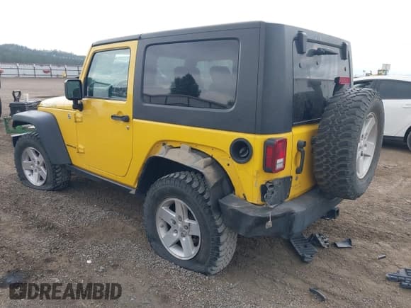 ✅ 2008 Jeep Wrangler Rubicon • VIN: 1J8GA64138L555223 • Лот: 42560553. Опубликован ранее на IAAI с пробегом 105 049 миль. Бесплатный доступ к архиву аукционных продаж из США и подробный отчёт об истории автомобиля на DreamBid. Изображение 3.