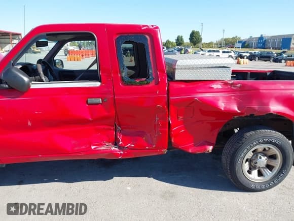 ✅ 2000 Ford Ranger • VIN: 1FTYR14B1YTB23613 • Lot: 43158787. Listed on IAAI with 181,765 mi. Free auction sales archive from the USA and detailed vehicle history report at DreamBid. Image 6.