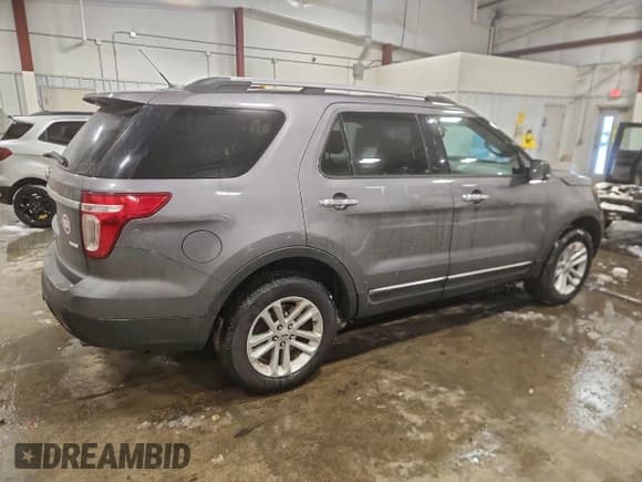 ✅ 2013 Ford Explorer XLT • VIN: 1FM5K8D85DGB56834 • Lot: 96359975. Listed on Copart with 135,497 mi. Free auction sales archive from the USA and detailed vehicle history report at DreamBid. Image 3.