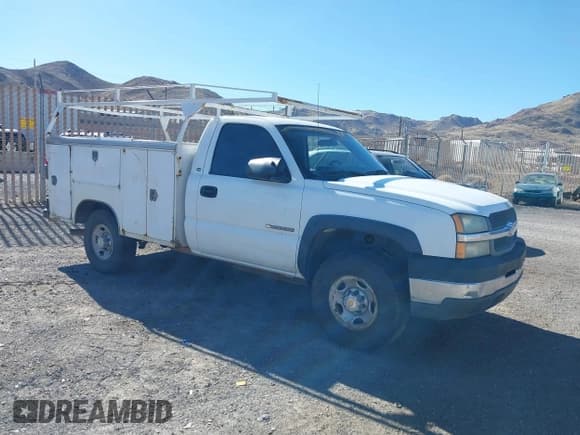 ✅ 2004 Chevrolet Silverado 2500HD • VIN: 1GBHK24UX4E257038 • Lot: 41609683. Listed on IAAI with 144,382 mi. Free auction sales archive from the USA and detailed vehicle history report at DreamBid. Image 1.