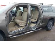 ✅ 2011 Toyota Tundra • VIN: 5TFUM5F16BX026387 • Лот: 42240745. Опубликован ранее на IAAI с пробегом 131 741 миль. Бесплатный доступ к архиву аукционных продаж из США и подробный отчёт об истории автомобиля на DreamBid. Изображение 6.