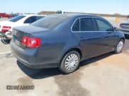 ✅ 2005 Volkswagen Jetta 2.5L • VIN: 3VWRG71K05M644658 • Lot: 42441336. Listed on IAAI with 191,514 mi. Free auction sales archive from the USA and detailed vehicle history report at DreamBid. Image 4.