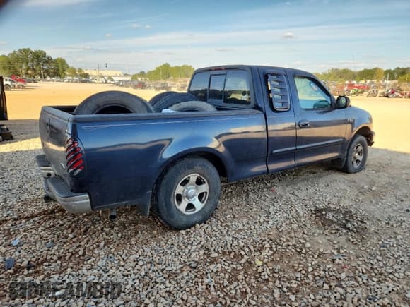 ✅ 2003 Ford F-150 XL • VIN: 2FTRX17253CA06180 • Lot: 86239945. Listed on Copart with 270,720 mi. Free auction sales archive from the USA and detailed vehicle history report at DreamBid. Image 3.