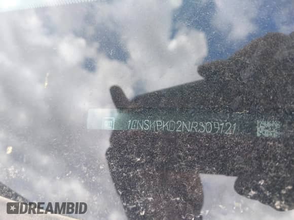 2022 Chevrolet Tahoe Z71 z VIN 1GNSKPKD2NR309121, wystawiony jako IAAI lot #41352421 z przebiegiem 18 933 mil mil oraz . Historia ofert i sprzedaży dostępna na DreamBid. Obrazek 9.